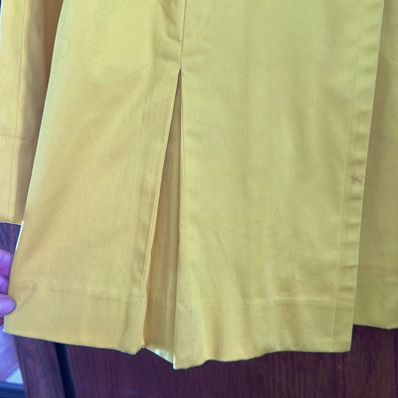 Spring button coat - Picture 3 of 6